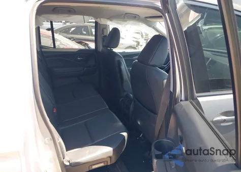 2017 Honda Ridgeline Rtl-T z USA, uszkodzony, nr VIN 5FPYK2F67HB005866